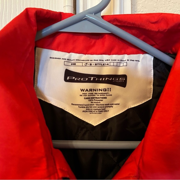 Women’s Unique Toyota Racing Jacket - Picture 2 of 5